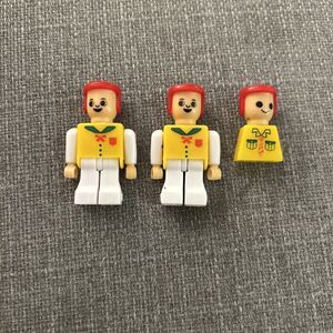 3 Vintage Tatco Mini Figures Mini Figs. Early Building Blocks Figures.